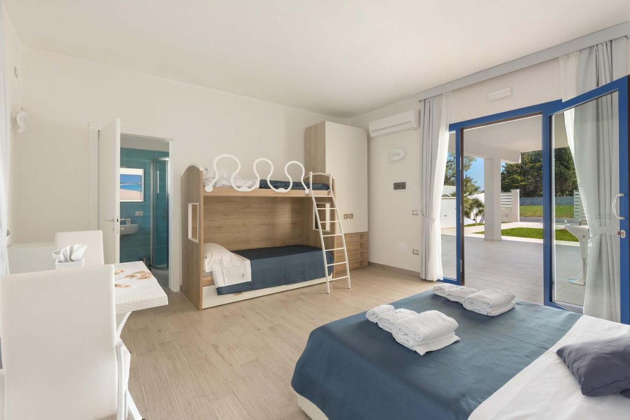 B&B Dreams And Delights 切萨雷奥港 外观 照片